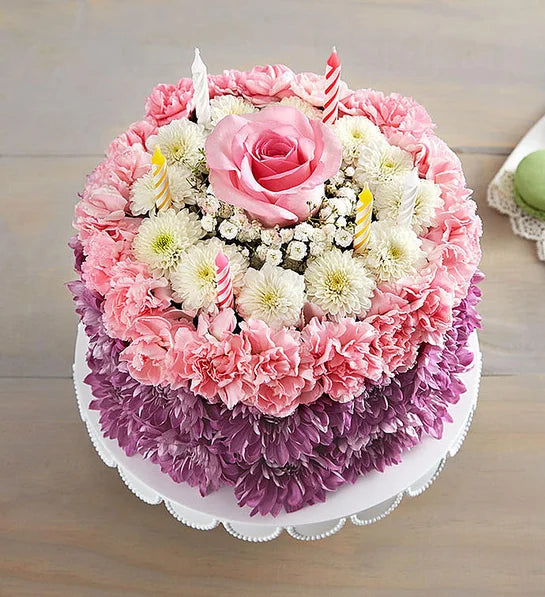 Gâteau de fleurs pour vœux d'anniversaire 