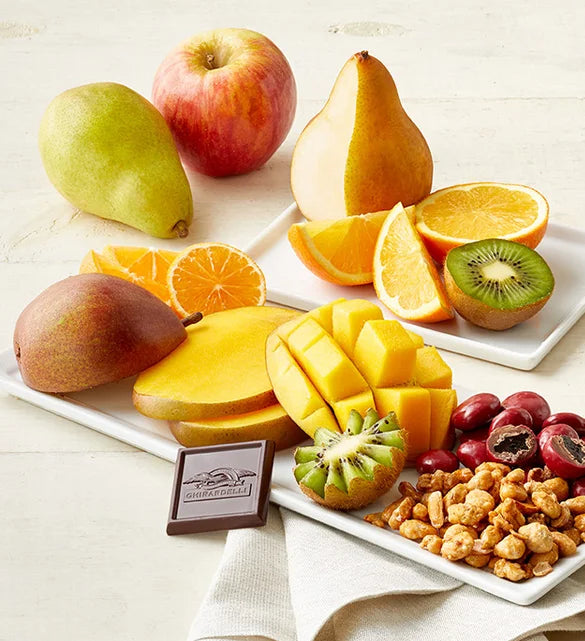 Panier-cadeau de fruits et de bonbons « Joyeux anniversaire » 