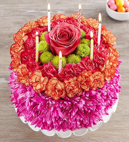 Gâteau de fleurs pour vœux d'anniversaire 