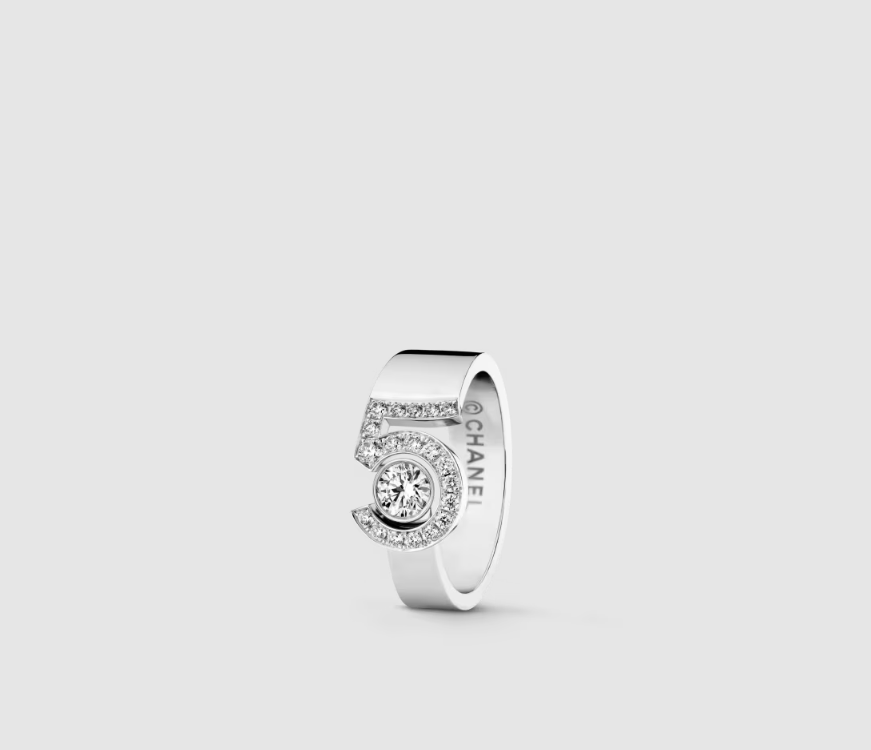 CHANEL Eternal N°5 ring