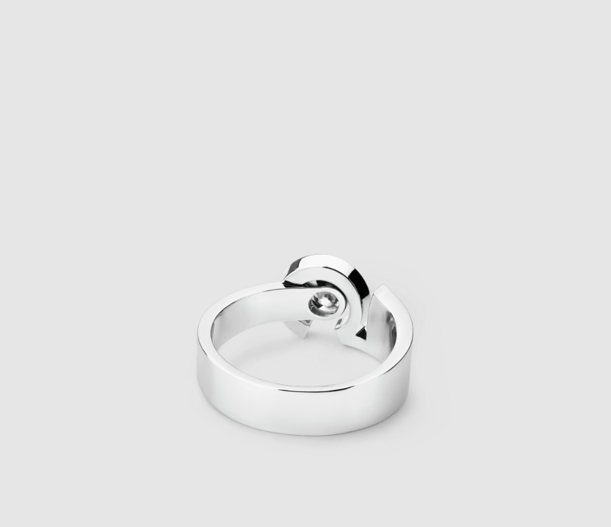 CHANEL Eternal N°5 ring
