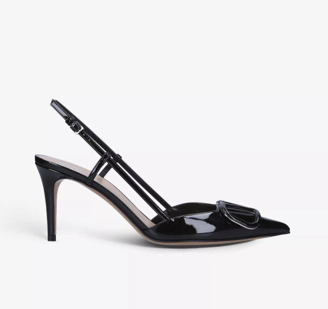 VLogo brand-embossed leather heeled courts
