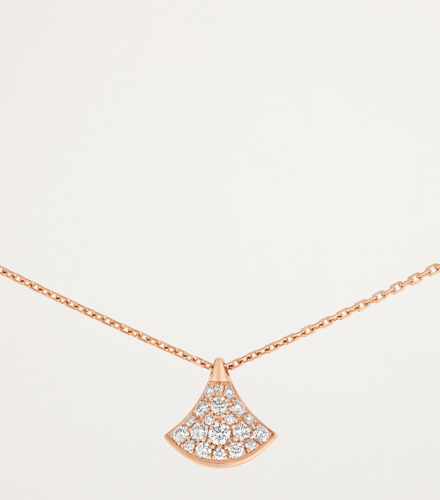 Collier pendentif BVLGARI en or rose et diamants Divas' Dream