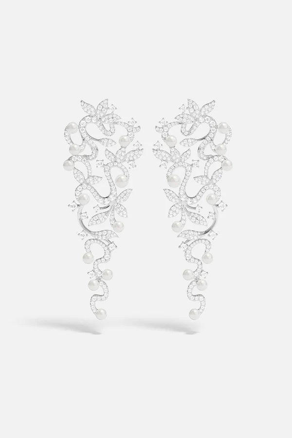 Boucles d'oreilles longues pendantes en forme de fleur avec perles APM Monaco