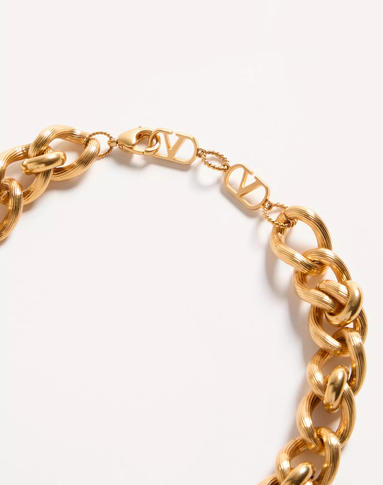 Chez Valentino Necklace In Metal, Enamel And Swarovski® Crystals