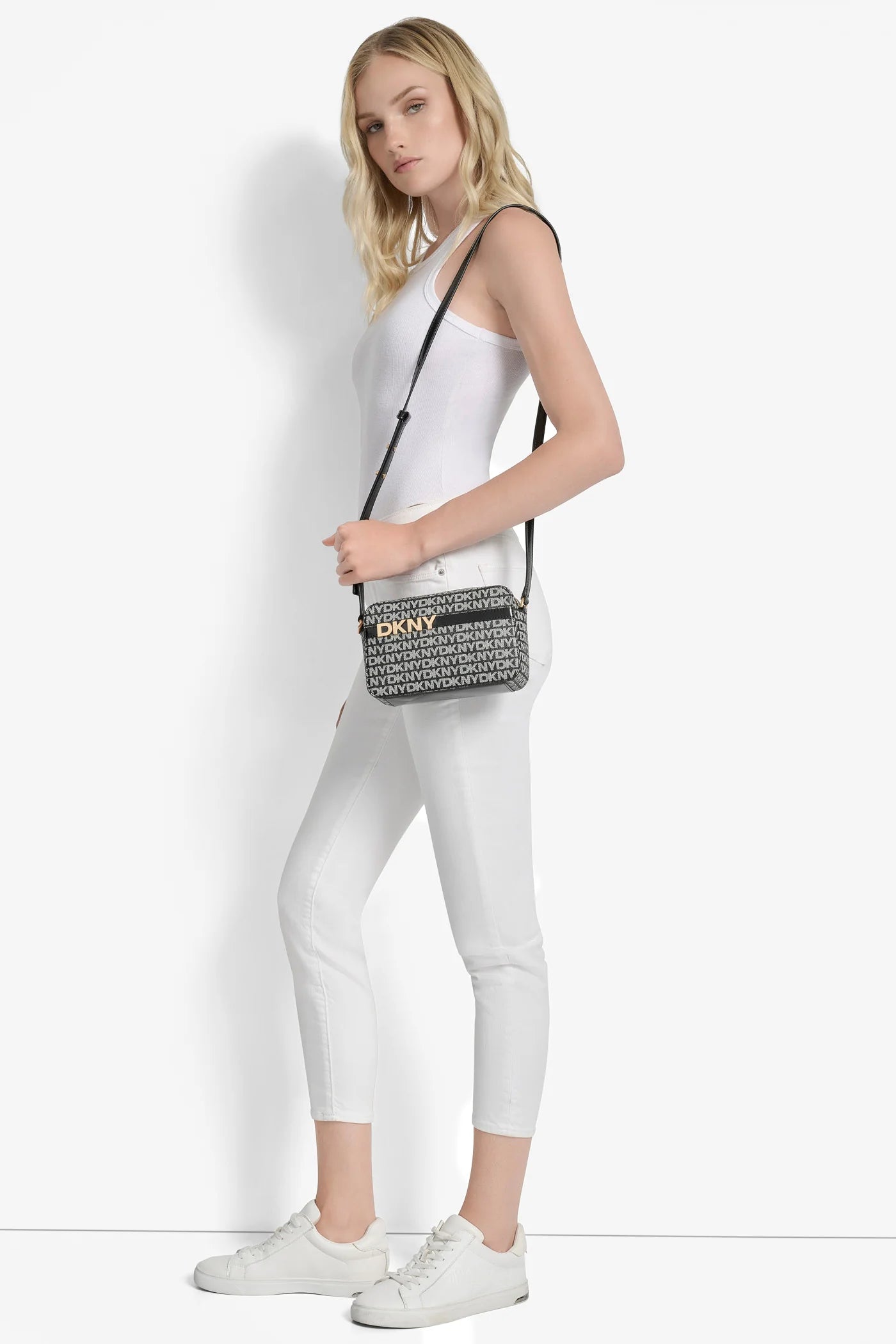 DKNY AVRIL LOGO CAMERA BAG