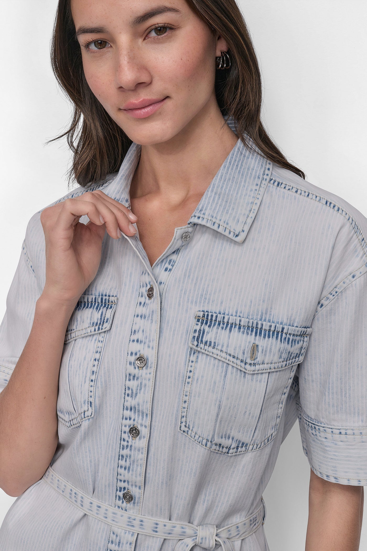 DKNY BELTED MINI SHIRT DRESS