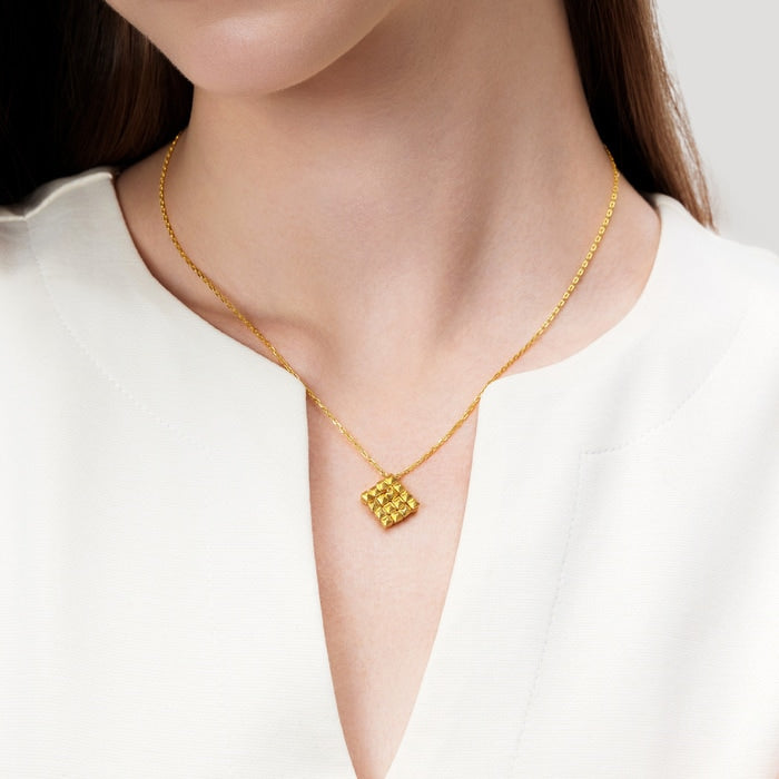 chowsangsang 999.9 Gold Necklace