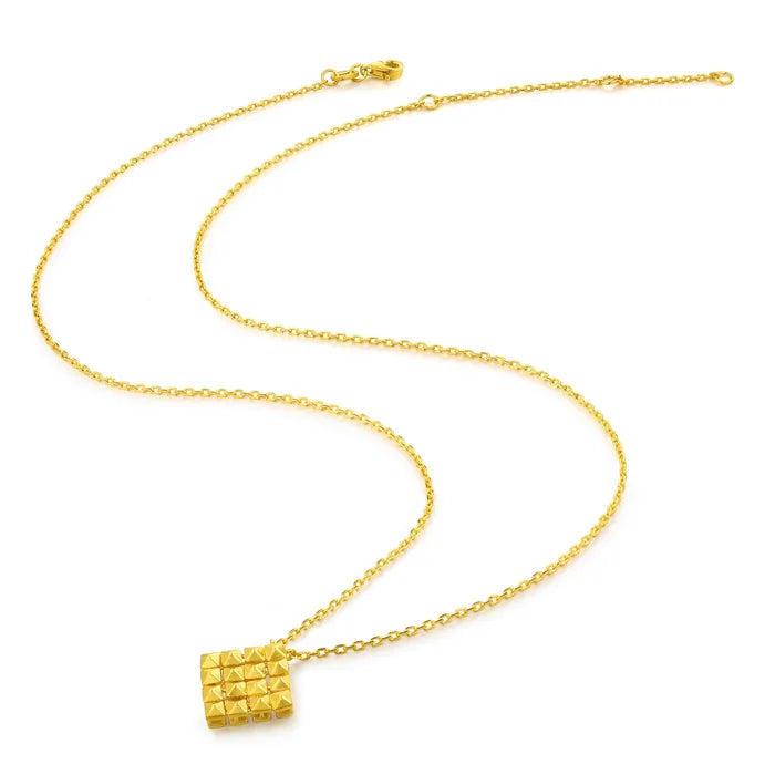 chowsangsang 999.9 Gold Necklace