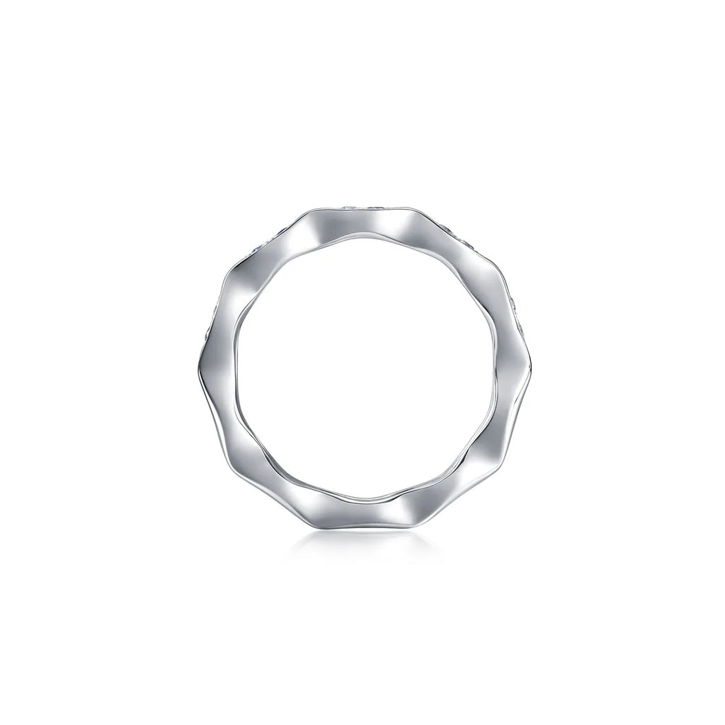 Bague Chowsangsang en or blanc et noir 18 carats avec saphir