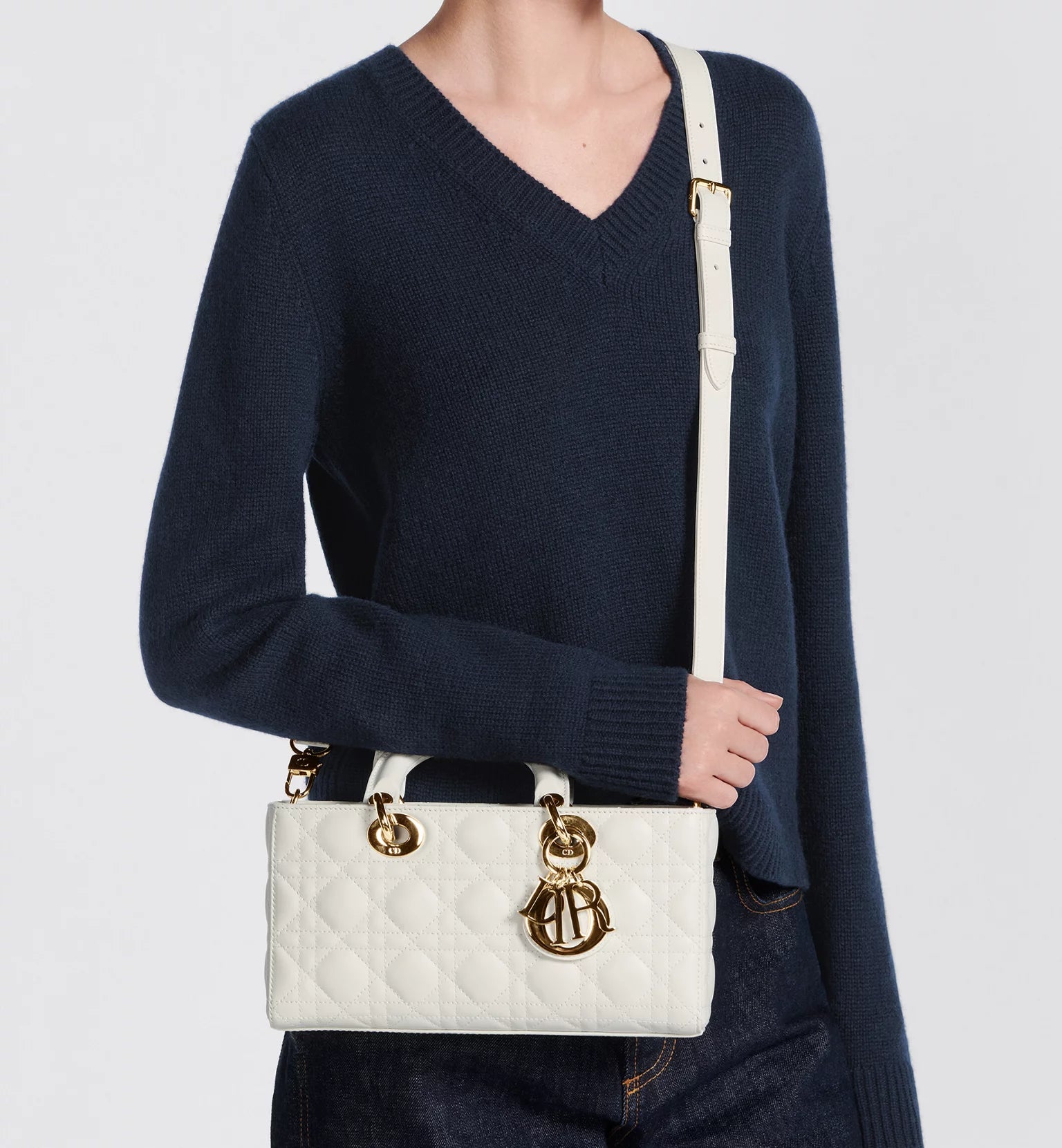 Sac DIOR Lady D-Joy moyen modèle 