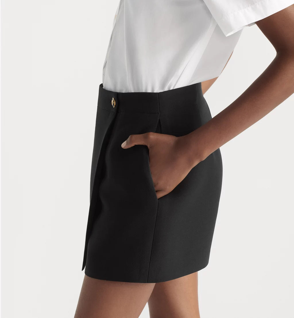 Jupe-short DIOR avec bouton CD