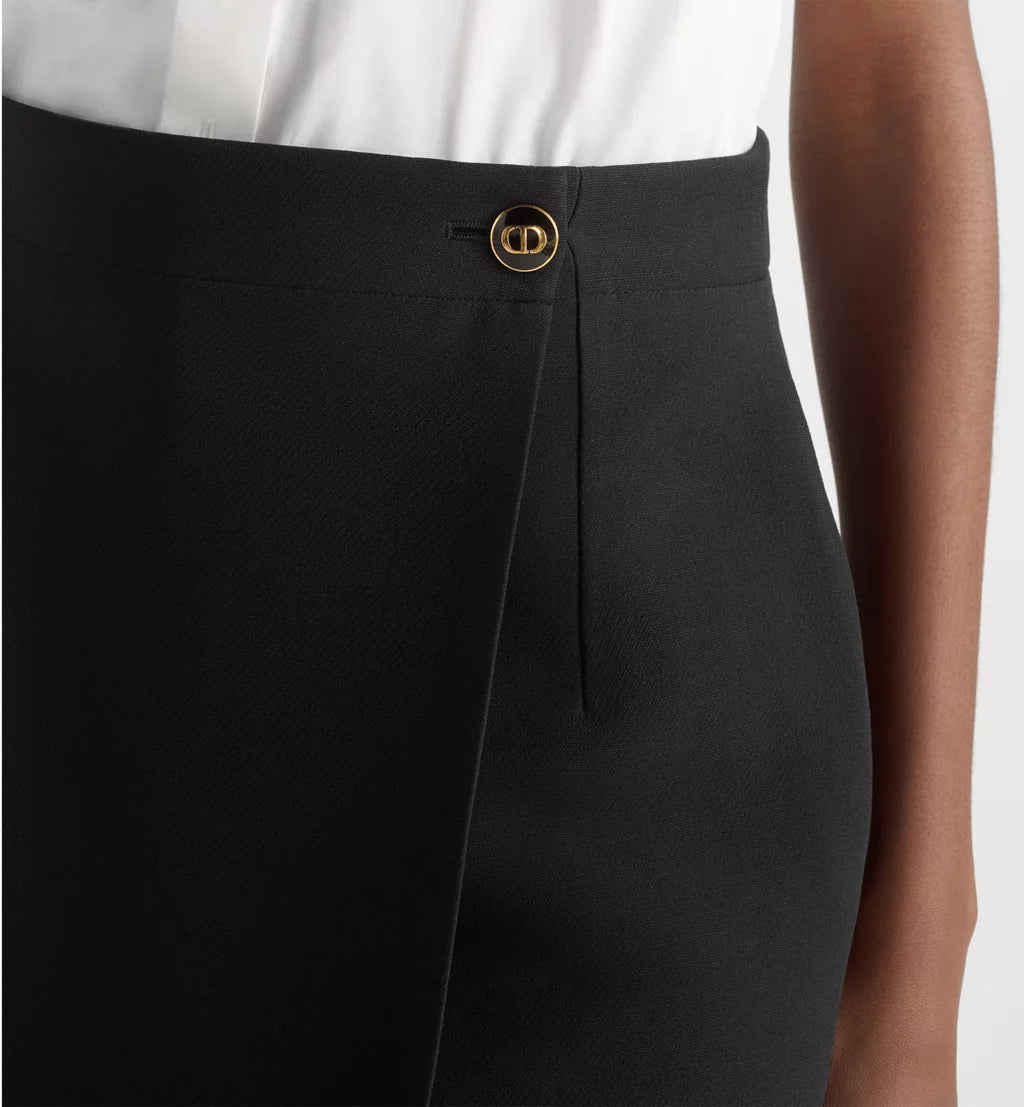 Jupe-short DIOR avec bouton CD