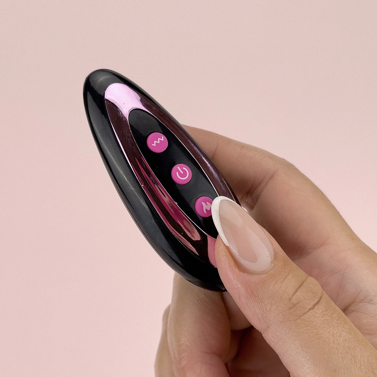 Destroyer Thrusting dildo vibrator