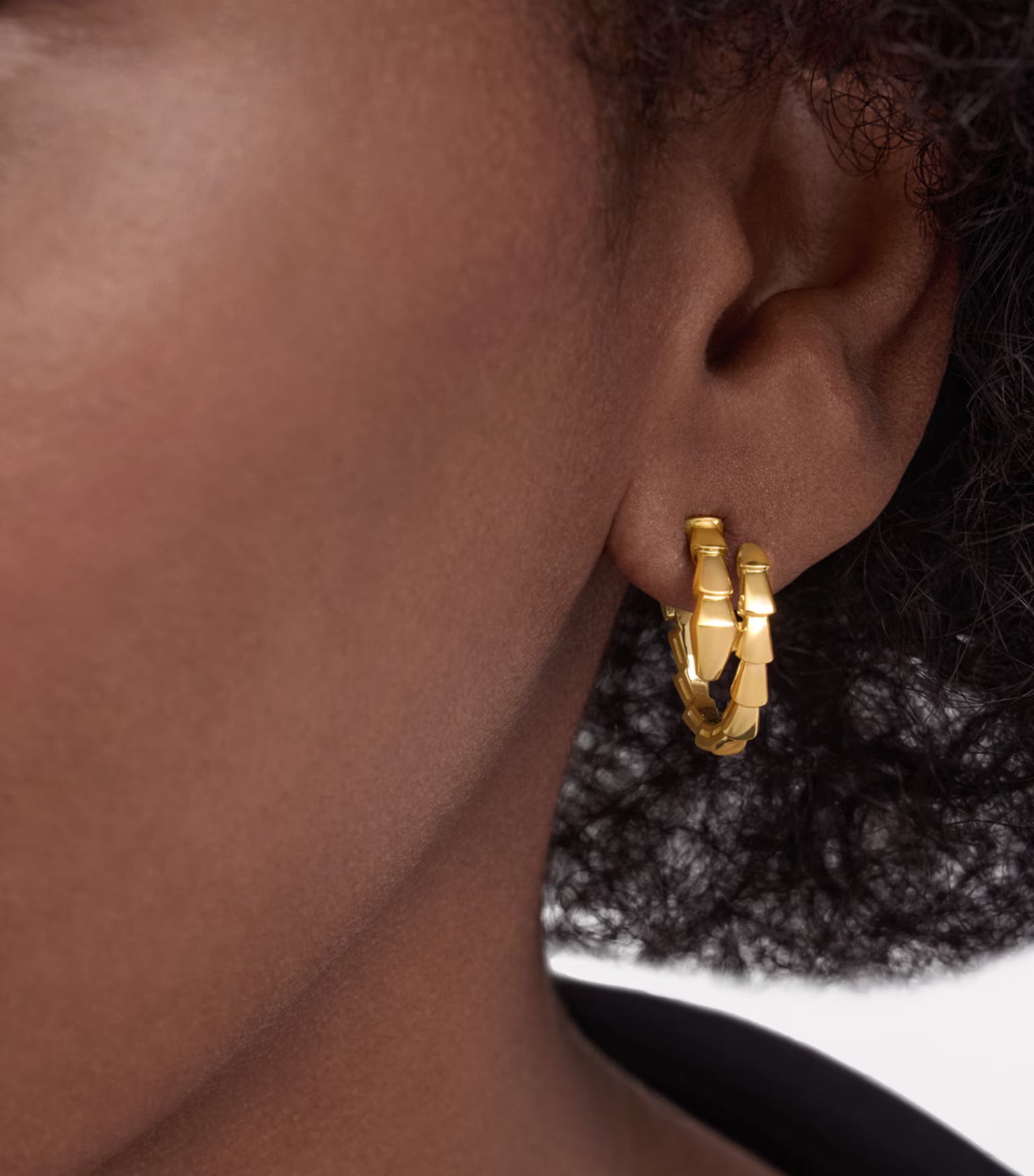 Boucles d'oreilles Serpenti Viper en or jaune BVLGARI