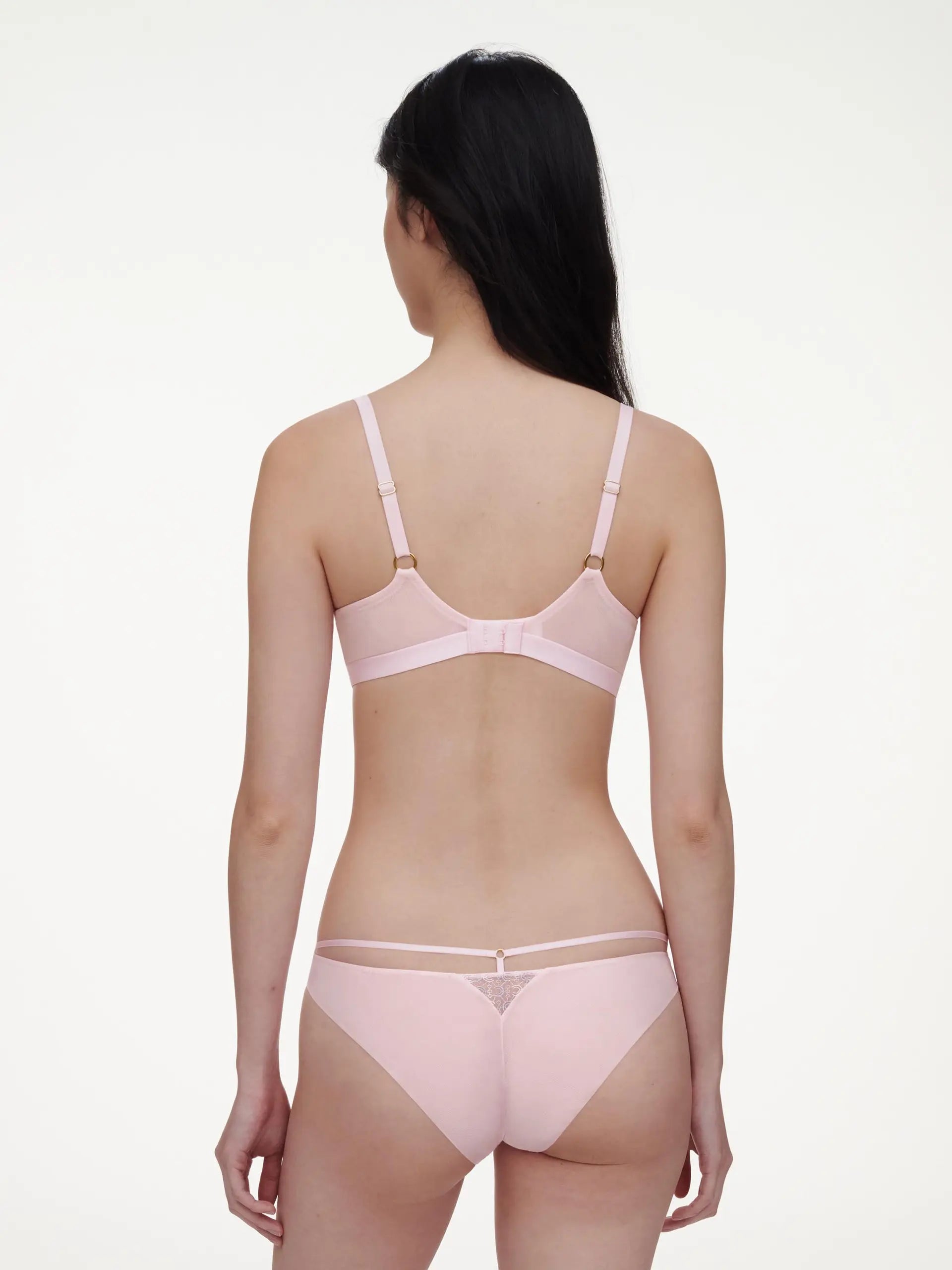 Chantelle Monogram