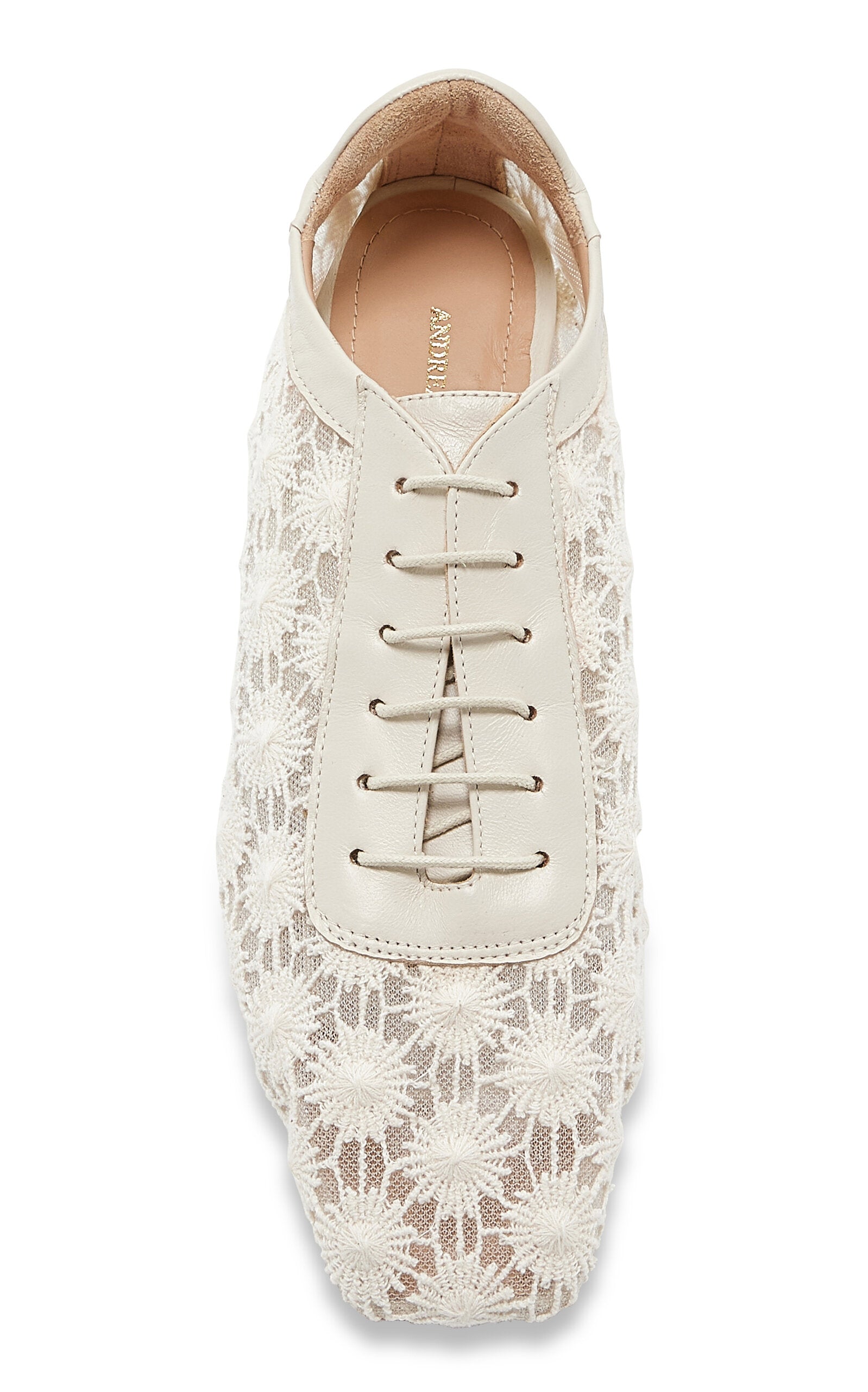 Chaussures Oxford Antonia en dentelle exclusives d'Andrea Gomez