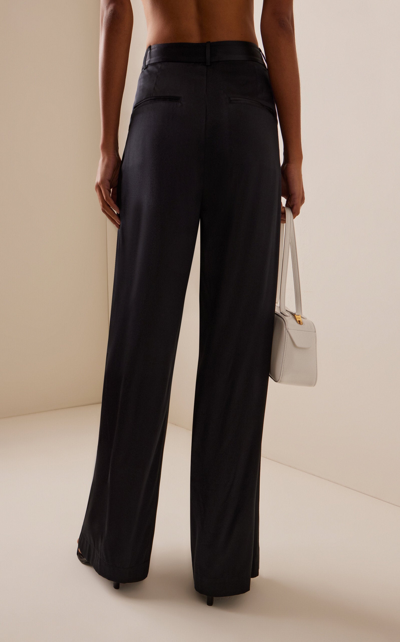 Pantalon large plissé en satin de soie extensible Éterne Josephine