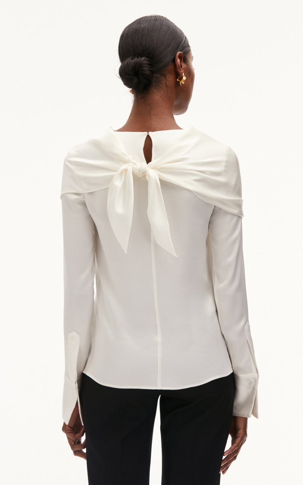 Oscar de la Renta Long Sleeve Jewel Button Detail Silk Satin Blouse