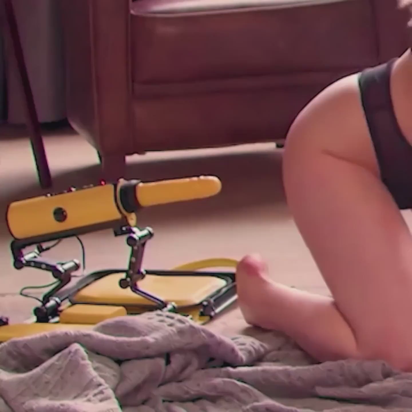 Sexobot + extra tongue set Sex machine