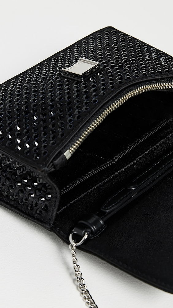 Portefeuille Tory Burch Kira en satin orné d'une mini poignée supérieure avec chaîne